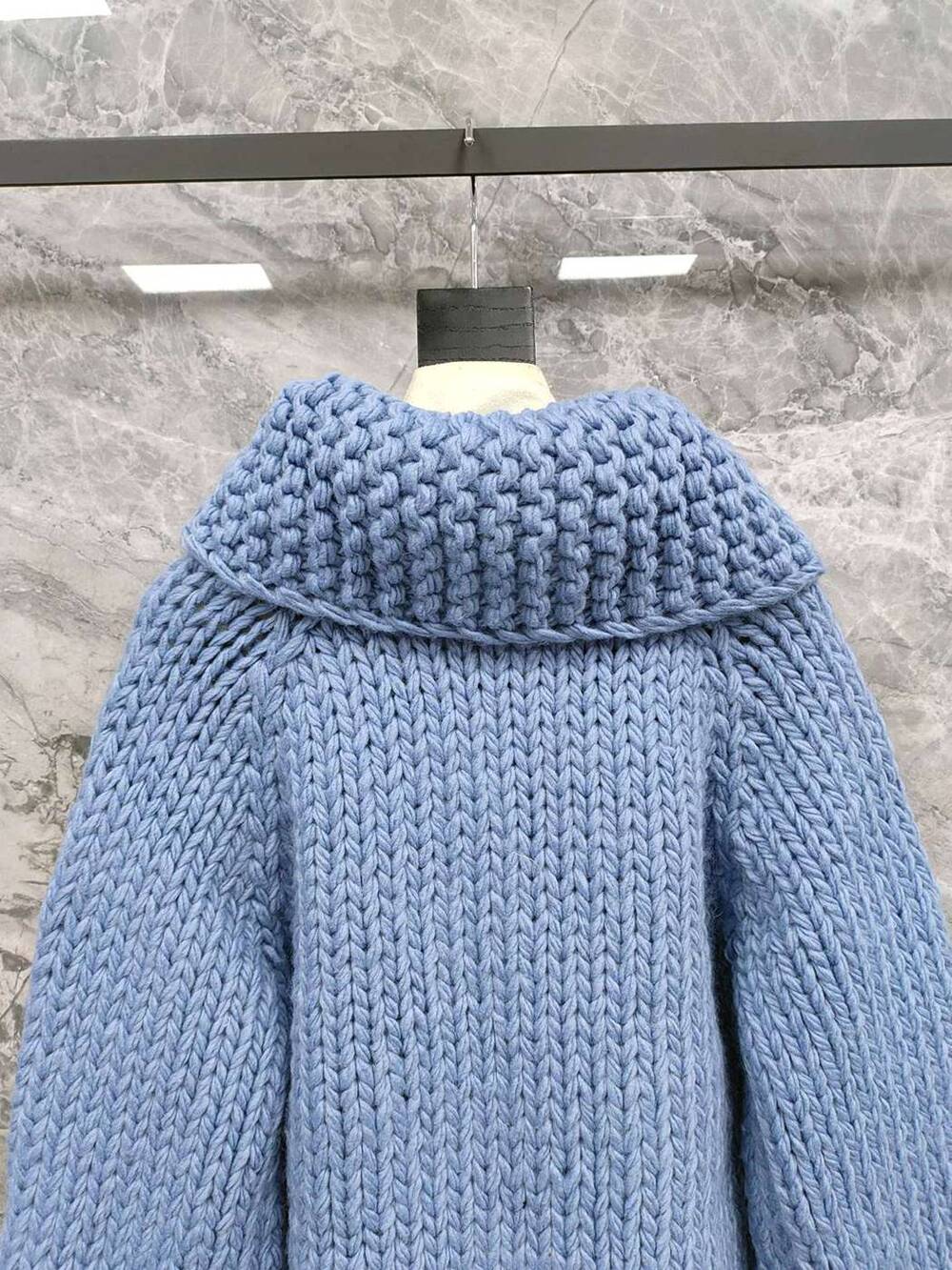 Chanel Light Blue Thick Knit Cardigan CC Red‑Trim Patch Pockets - Picture 5 of 9